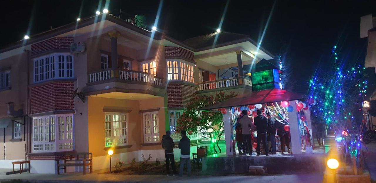 London House Resort Birātnagar Zewnętrze zdjęcie