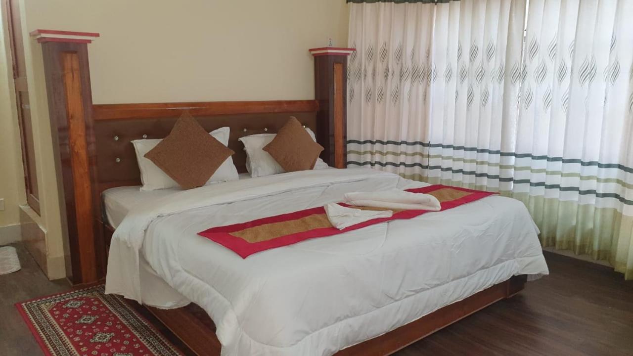 London House Resort Birātnagar Zewnętrze zdjęcie